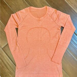 Lululemon Swiftly Tech long sleeve shirt